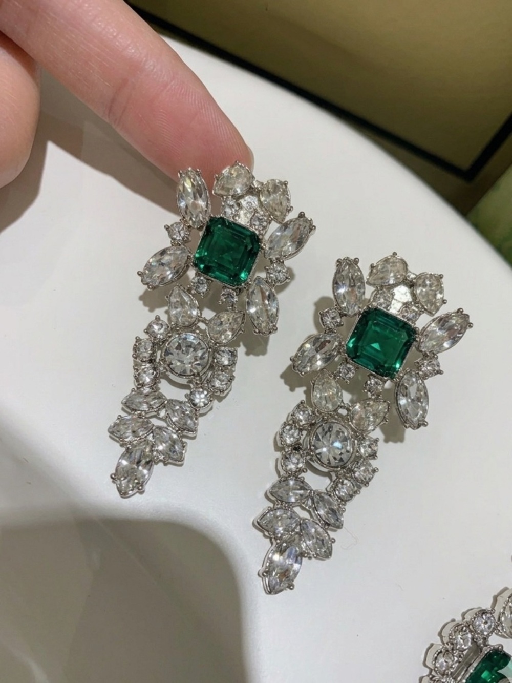 Vintage Style Emerald Green Crystal Drop
Earrings Set - Picture 2 of 4